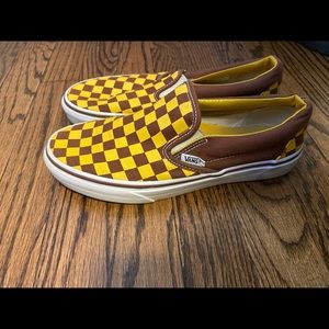 Nice Checkered Authentic Vans